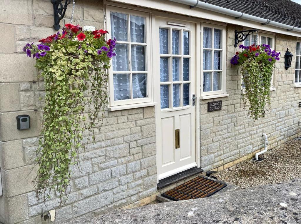 Heart Of The Village Cotswold Cottage In Crudwell. Exterior foto